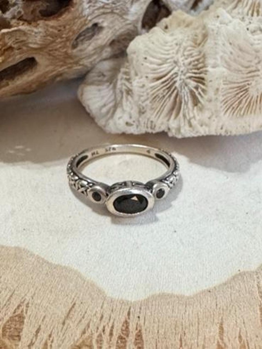 Silpada Little Black Dress 925 Sterling Silver Filigree Ring S187 Sz 7